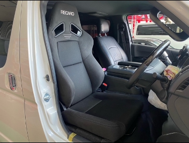 TOYOTA�@�n�C�G�[�X�@5�^�i2019�N�j�@�Ɂ@RECARO�i���J���j�@SR-7F�@GK100�@BK/BK�@����