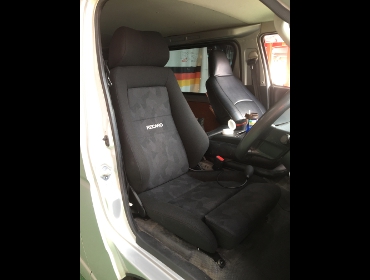 TOYOTA�@�n�C�G�[�X�i2017�N�j�@�Ɂ@RECARO�i���J���j�@�G���S���hMV�@BK�@����