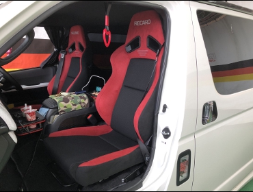 TOYOTA�@�n�C�G�[�X�@5�^�i2019�N�j�@�Ɂ@RECARO�i���J���j�@SR-7F�@GU100�@RED�@�~���E�@����