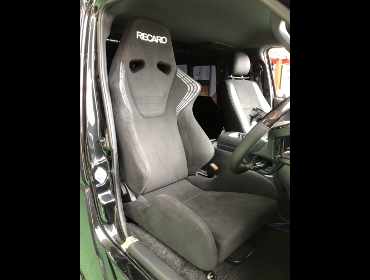 TOYOTA�@�n�C�G�[�X�@GDH206V�@�Ɂ@RECARO�i���J���j�@SR-6�@KK100S�@BK�@����