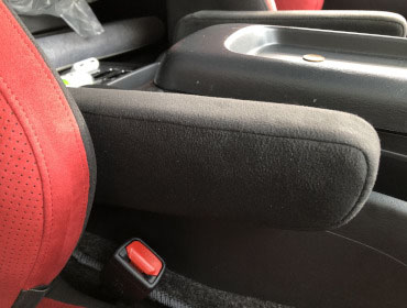 TOYOTA�@�n�C�G�[�X�@6�^�@�i���[�@�K�\�����i2020�N�j�@�Ɂ@RECARO�i���J���j�@SR-7F�@GU100H�@RED�@�V�[�g�q�[�^�[�t���@���@SR-7F�@GU100H�@RED�@���ʃV���[�g�J�b�g���H�@�V�[�g�q�[�^�[�t���@����