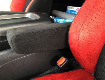 TOYOTA�@�n�C�G�[�X�@6�^�@�i���[�@�K�\�����i2020�N�j�@�Ɂ@RECARO�i���J���j�@SR-7F�@GU100H�@RED�@�V�[�g�q�[�^�[�t���@���@SR-7F�@GU100H�@RED�@���ʃV���[�g�J�b�g���H�@�V�[�g�q�[�^�[�t���@����