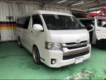 TOYOTA�@�n�C�G�[�X�@�Ɂ@RECARO�i���J���j�@SR-7F�@GK100�@BK/�u���[�@�A�[�����X�g�t���@����