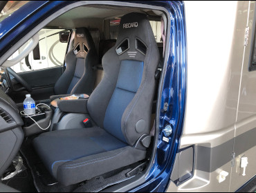 TOYOTA�@200�n�n�C�G�[�X�@TRH200V���@�Ɂ@RECARO�i���J���j�@SR-7F�@GK100�@BK/BUL�@�V�[�g�q�[�^�[���A�[�����X�g�t���@�~���E�@����