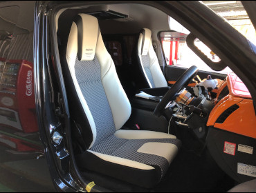 TOYOTA�@�n�C�G�[�X�@�Ɂ@RECARO�i���J���j�@LX-F�@WL110H�@WH�@�V�[�g�q�[�^�[�t���@���@LX-F�@WL110H�@WH�@���ʃV���[�g�J�b�g���H�@�A�[�����X�g�t���@����