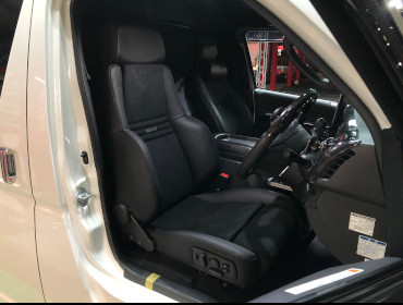 TOYOTA�@�n�C�G�[�X�@�f�B�[�[���i2019�N�j�@�Ɂ@RECARO�i���J���j�@�I���\�y�hDL220HV�@����