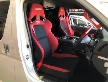 TOYOTA�@�n�C�G�[�X�@GDH201V�i2021�N�j�@�Ɂ@RECARO�i���J���j�@SR-7F�@GU100H�@RED�@A/R�^�C�v�@�~���E�@����