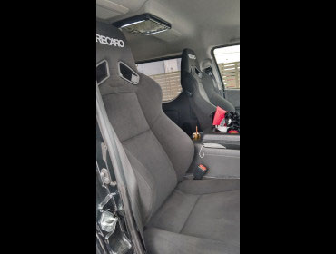 TOYOTA�@200�n�n�C�G�[�X�@5�^�@���C�h�@TRH214W�@�i2020�N�j�@�Ɂ@RECARO�i���J���j�@SR-7F�@KK100�@BK�@�~���E�@����