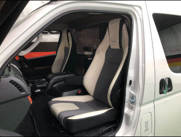 TOYOTA�@�n�C�G�[�X�@�L�����p�[�����i2022�N�j�@�Ɂ@RECARO�i���J���@LX-F�@WL110H�@���@A/R�^�C�v�@�~���E�@����