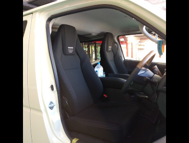 TOYOTA�@�n�C�G�[�X�@GDH206V�i2020�N�j�@�Ɂ@RECARO�i���J���j�@LX-F�@TR NN �~���E�@����