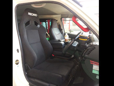 TOYOTA�@�n�C�G�[�XDX�@�t�����g�O�l�|���@�Ɂ@RECARO�i���J���j�@SR-7F�@KK100�@BK�@����