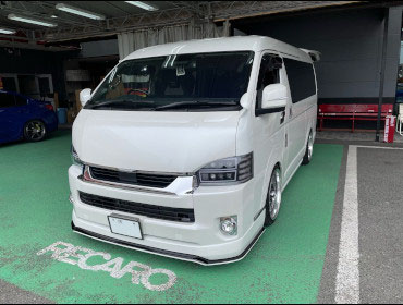 TOYOTA�@�n�C�G�[�X���S���@6�^���C�h�K�\�����i2021�N�j�@�Ɂ@RECARO�i���J���j�@LX-F�@WU110�@BK�@�~���E�@����