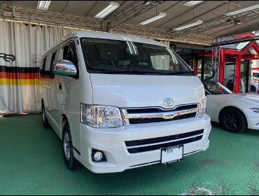 TOYOTA�@�n�C�G�[�X�@�Ɂ@RECARO�i���J���j�@SR-7F�@GK100�@BK/BK�@����