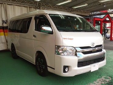 TOYOTA�@�n�C�G�[�X�@���S��GL�@�L�����s���O�d�l�@6�^�@���C�h�@�K�\�����i2020�N�j�@�Ɂ@RECARO�i���J���j�@SR-7F�@GK100�@BK/RED�@�~���E�@����
