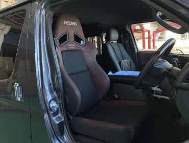 TOYOTA�@�n�C�G�[�X�@5�^�@�i���[�@�f�B�[�[���@�Ɂ@RECARO�i���J���j�@SR-7F�@GU100H�@�u���E���@�V�[�g�q�[�^�[�t���@����