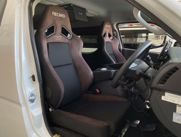 TOYOTA�@�n�C�G�[�X���S���@200�n�@���C�h�i2019�N�j�@�Ɂ@RECARO�i���J���j�@SR-7F�@GU100�@�u���E���@�A�[�����X�g�t���@�~���E�@����