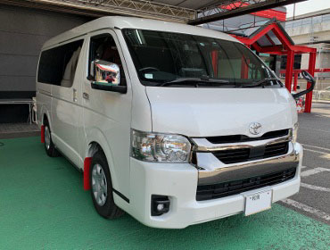 TOYOTA�@�n�C�G�[�X�i2022�N�j�@�Ɂ@RECARO�i���J���j�@SR-7F�@GU100H�@�u���E���@�A�[�����X�g�t���@����