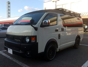 TOYOTA�@�n�C�G�[�X�@�Ɂ@RECARO�i���J���j�@SR-7F�@GK100�@BK/BK�@����