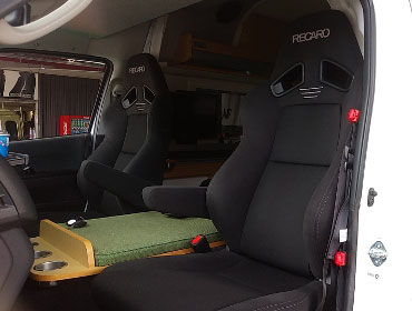 TOYOTA�@�n�C�G�[�X�@6�^�@���C�h�K�\�����i2022�N�j�@�Ɂ@RECARO�i���J���j�@SR-7F�@GK100H�@BK�@A/R�@�V�[�g�q�[�^�[�t���@�~���E�@����