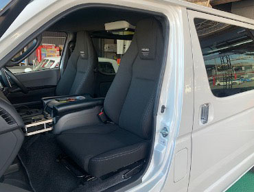 TOYOTA�@�n�C�G�[�X�@7�^�i���[�f�B�[�[���i2023�N�j�@�Ɂ@RECARO�i���J���j�@LX-F TR NN BK�@�V�[�g�q�[�^�[�t���@�~���E�@����