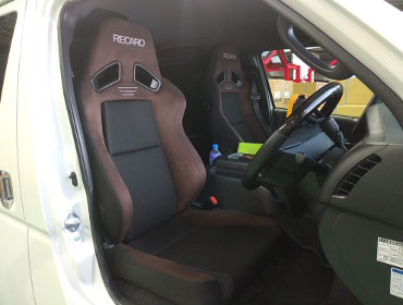 TOYOTA�@�n�C�G�[�X�@QDF-GDH206V�i2019�N�j�@�Ɂ@RECARO�i���J���j�@SR-7F�@�f�t100�@�u���E���@�~���E�@����