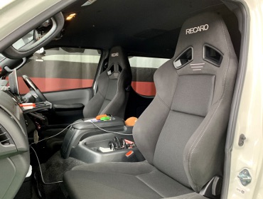 TOYOTA�@�n�C�G�[�X���C�h�@GDH211K�i2023�N�j�@�Ɂ@RECARO�i���J���j�@SR-7F�@GK100�@BK/BK�@�~���E�@����