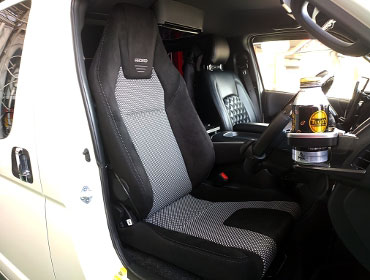 TOYOTA�@�n�C�G�[�X�@6�^�i���[�f�B�[�[���@�Ɂ@RECARO�i���J���j�@LX-F�@WU110H�@A/R�@BK�@����