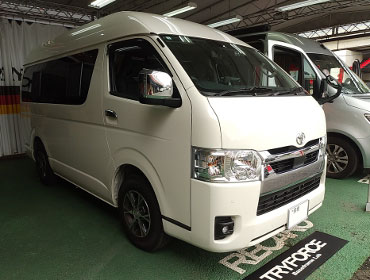 TOYOTA�@�n�C�G�[�X�@3DF-GDH206K�i2024�N�j�@�Ɂ@RECARO�i���J���j�@SR-7F�@GU100H�@BK�@�V�[�g�q�[�^�[�t���@����