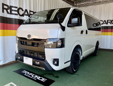 TOYOTA�@�n�C�G�[�X7�^�@�i���[�f�B�[�[���i2024�N�j�@�Ɂ@RECARO�i���J���j�@SR-C�@UT100H�@A/R�@BK�@���@SR-C�@UT100�@A/R�@BK�@����