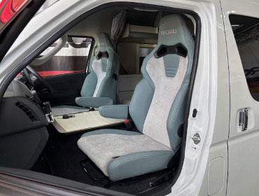 TOYOTA�@�n�C�G�[�X���C�h8�^�@TRH226K�i2024�N�j�@�Ɂ@RECARO�i���J���j�@SR-C�@UT100H�@A/R�@�T�[�W�O���C�@�V�[�g�q�[�^�[�t���@�A�[�����X�g�t���@���@SR-C�@UT100�@A/R�@�T�[�W�O���C�@�A�[�����X�g�t���@����