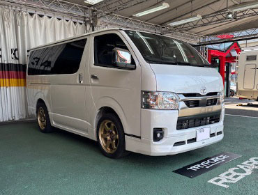 TOYOTA�@�n�C�G�[�X�@GDH201V�i2025�N�j�@�Ɂ@RECARO�i���J���j�@SR-C�@BK100H�@BK/BK�@�V�[�g�q�[�^�[�t���@�~���E�@����