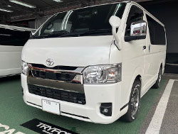 TOYOTA�@�n�C�G�[�X�i2024�N�j�@�Ɂ@RECARO�i���J���j�@SR-C�@BK100�@A/R�@BK/�@����