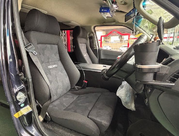 TOYOTA�@�n�C�G�[�X�@QDF-KDH201V�i2015�N�j�@�Ɂ@RECAROO�i���J���j�@�G���S���hMV�@BK�@�V�[�g�q�[�^�[�t���@����