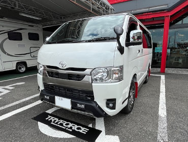 TOYOTA�@�n�C�G�[�X�@3DF-GDH206V�i2025�N�j�@�Ɂ@RECARO�i���J���j�@SR-C�@UT100�@A/R�@�T�[�W�O���C�@�A�[�����X�g�t���@����