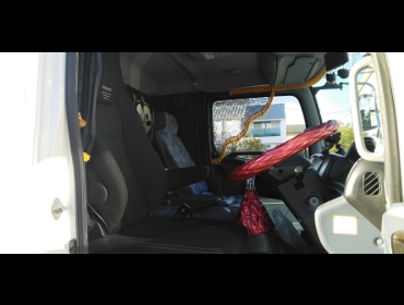 HINO�@�����W���[�@FD1JKE�i2003�N�j�@�Ɂ@RECARO�i���J���j�@LX-F�@TR�@NN�@BK�@����