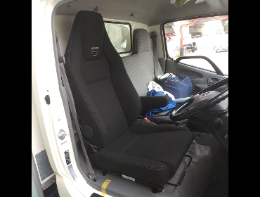 TOYOTA�@�g���G�[�X�@XZU605�i2017�N�j�@�Ɂ@RECARO�i���J���j�@LX-F�@TR�@NN�@BK�@����