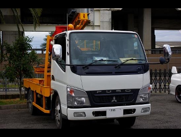 MITSUBISHI�@�L�����^�[�@�i���[��RECARO�i���J���j�V�[�g����