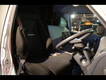 RECARO�i���J���V�[�g�j�@MAZDA�@�{���S�x�[�X�@�L�����s���O�J�[�i�A�~�e�B�[�j��RECARO�i���J���j�@�G���S���hD�@BK�@����