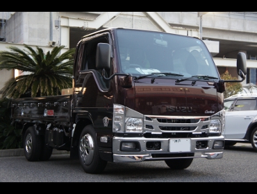 ISUZU�@�G���t��RECARO�i���J���j�V�[�g����