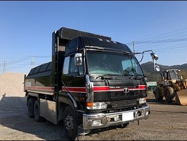 UD�@�r�b�N�T����RECARO�i���J���j�V�[�g����