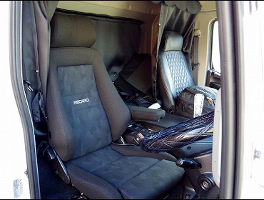 RECARO�i���J���V�[�g�j�@HINO�@�����W���[�@FD8J�Ƀ��J���@�G���S���hMV�@BK�@�A�[�����X�g�t���@����