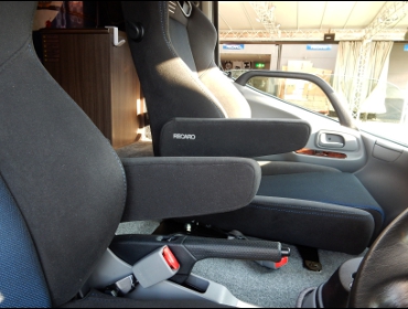 RECARO�i���J���V�[�g�j�@TOYOTA�@�J�����[�h�Ƀ��J���@New SR-7F�@GK100�@BK/BL�@�A�[�����X�g�t���@�~2�r�@����