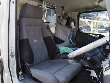 RECARO�i���J���V�[�g�j�@�O�H�ӂ����@�u���[�e�b�N�L�����^�[�@FBA20�Ƀ��J���@�G���S���hMV�@�O���C�@����