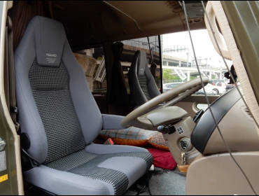 TOYOTA�@�R�[�X�^�[�@�L�����s���O�d�l�Ɂ@RECARO�i���J���jLX-F�@IN110�@�O���C�@A/R�@�~2�r�@����