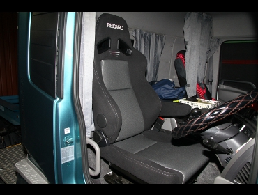 UD�@�N�I���@GK5XAB�@2014�N���iH26�j�@�Ɂ@RECARO�i���J���j�@SR-7F�@GK100�@BK/SIL�@A/R�@����