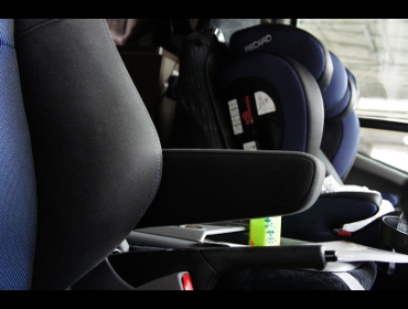 TOYOTA�@�J�����[�h�@�Ɂ@RECARO�i���J���j�@SR-7F�@GK100�@BK/BL�@�A�[�����X�g�t���@�V�[�g�q�[�^�[�t���@����