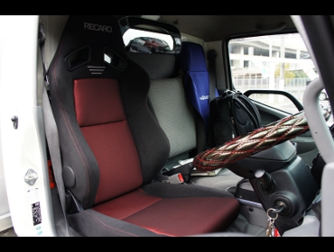 HINO�@�f���g���@XZU640M�@�i���[�@2012�N�@�Ɂ@RECARO�i���J���j�@SR-7F�@GK100�@BK/RED�@�A�[�����X�g�t���@����