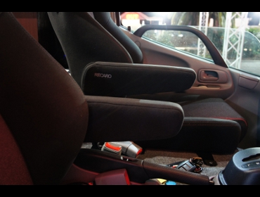 RECARO�i���J���V�[�g�j�@TOYOTA�@�J�����[�h�@�Ɂ@���J���@SR-7F�@GK100�@BK/RED�@�A�[�����X�g�t���@�~2�r�@����