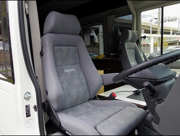 RECARO�i���J���V�[�g�j�@NINO�@���G�b�Z�U�@60M�@�Ɂ@���J���@�G���S���hMV�@�V�[�g�q�[�^�[�t���@�O���C�@�A�[�����X�g�t���@�~2�r�@����