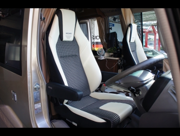 TOYOTA�@�R�[�X�^�[�@XZB46�@2017�N�@�Ɂ@RECARO�i���J���j�@LX-F�@IL110H�@���@�A�[�����X�g�@�i�^�]�ȑ��̓L���v�e���j�@�~2�r�@����